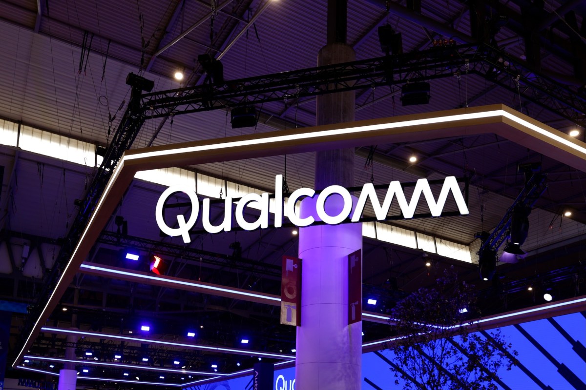Qualcomm stato ant DI akinių: telefoną keis ne vienas įrenginys