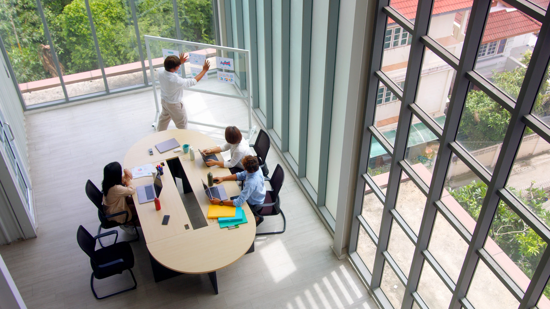 Microsoft Copilot Cowork metrika: DI vertė matosi darbuose, ne prisijungimuose