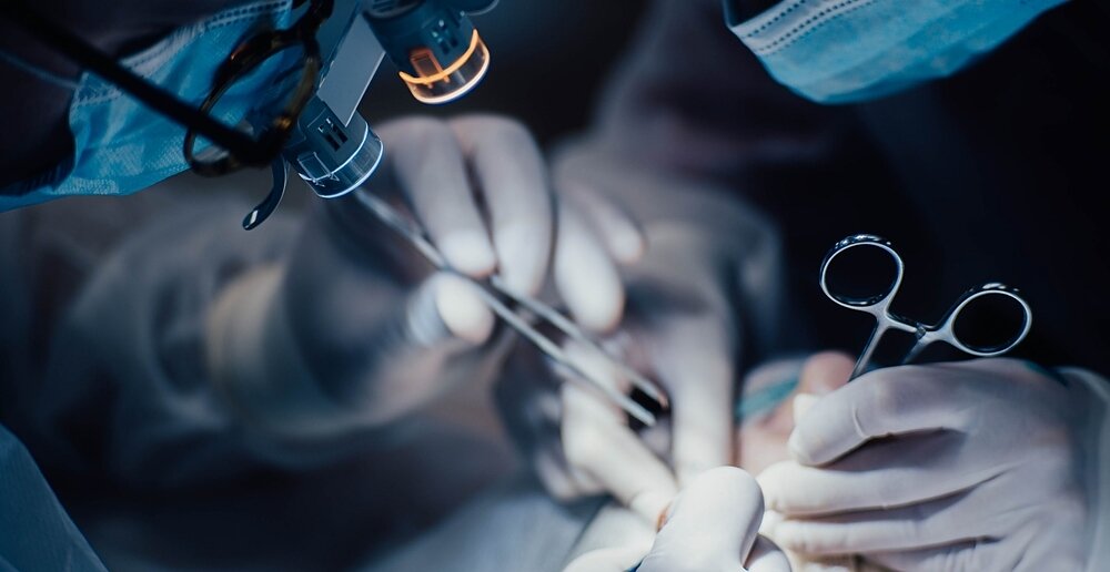 DI smegenų operacijoje: britų chirurgai žengė svarbų žingsnį