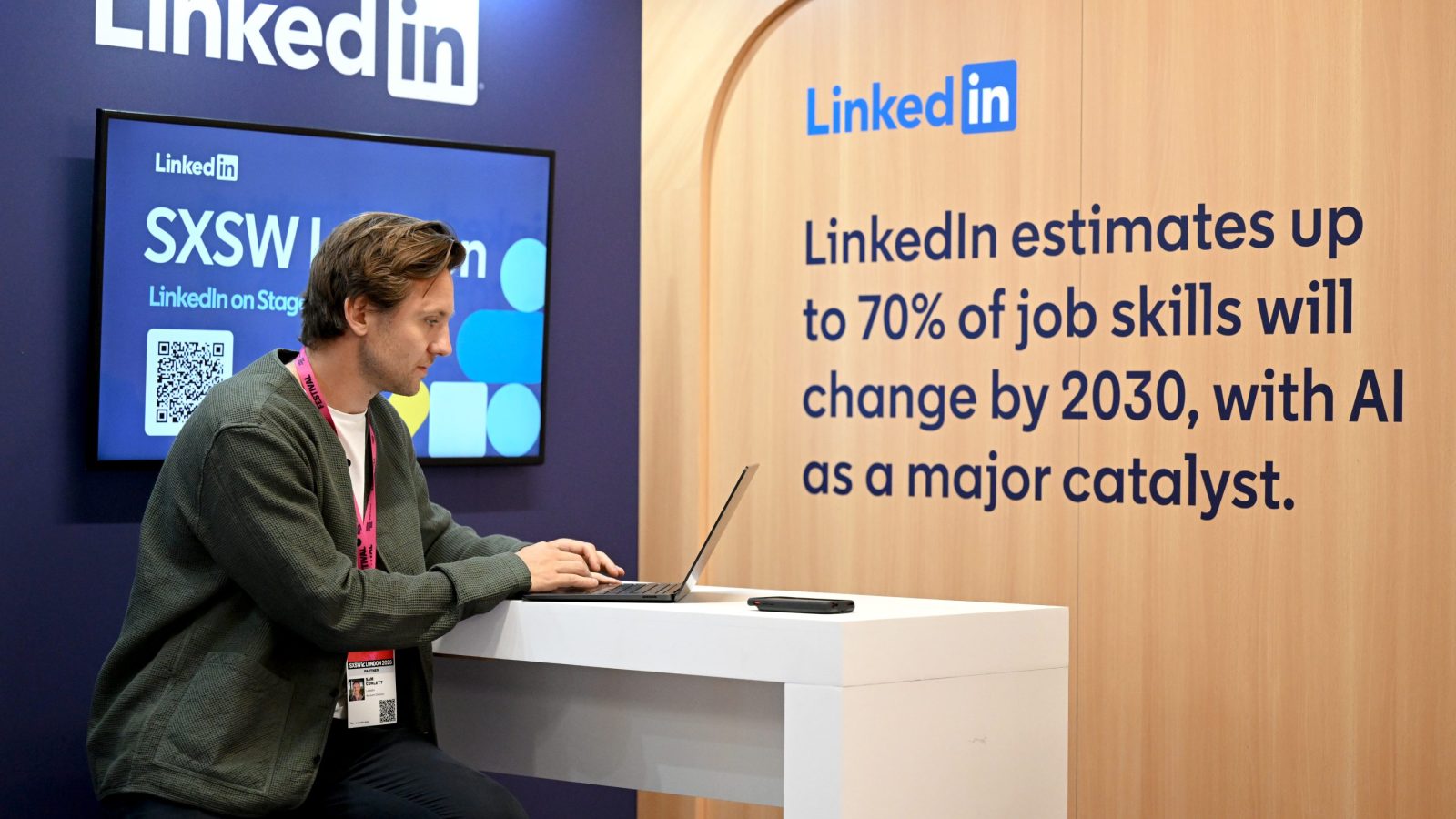 LinkedIn AI slop mygtukas: milijonas paspaudimų rodo turinio nuovargį