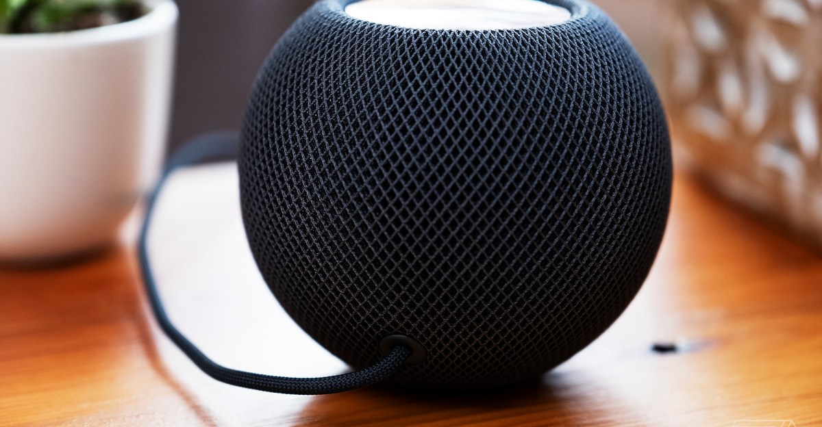 Apple HomePod mini išmaniųjų namų įrenginys