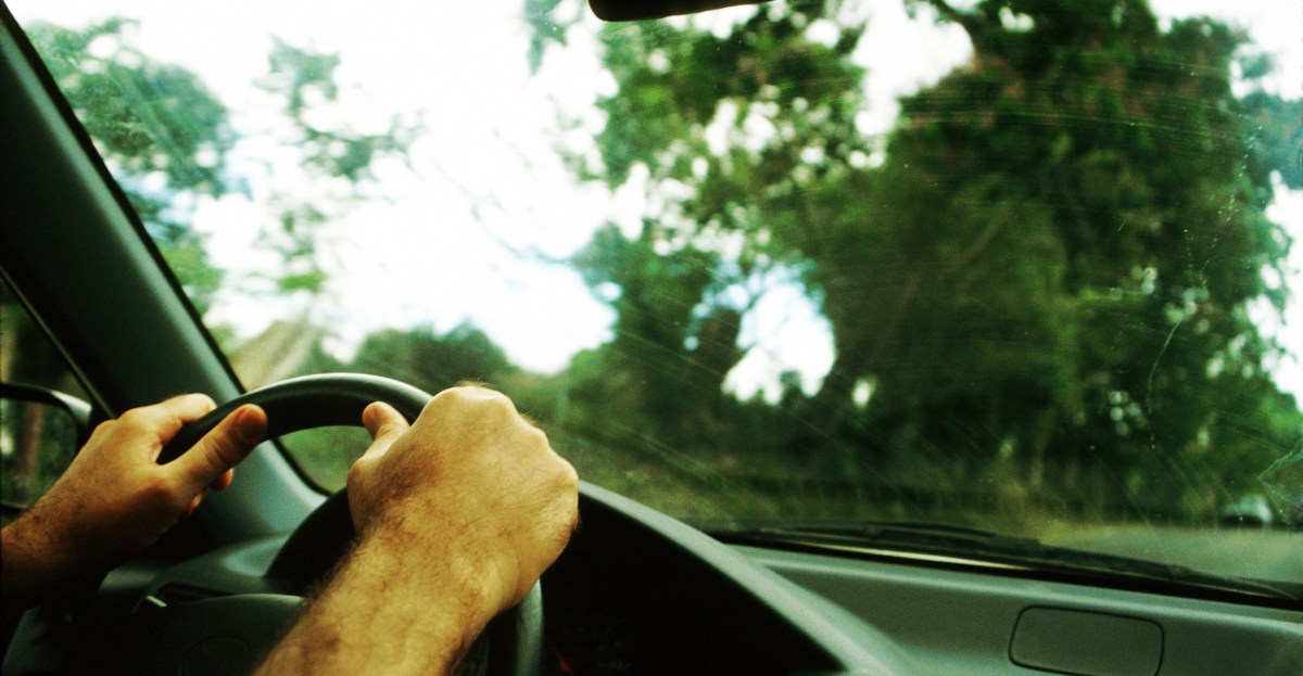 Automobilio salono ekranas ir duomenų privatumo tema