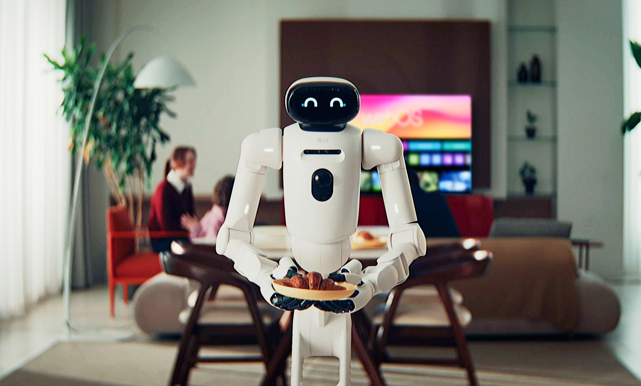 Namų robotai IFA parodoje ir LG CLOiD išmanusis robotas